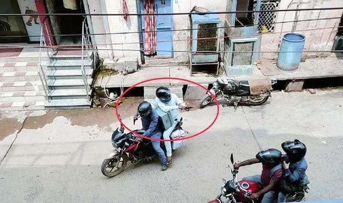 मिर्जापुर में हुई लाखों की लूट में विफलता के बाद कड़ी कार्रवाई
