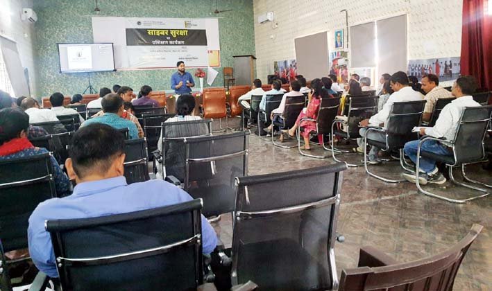 सर्वोदय विद्यालयों के छात्रों को ऑनलाइन साइबर खतरों से बचाने को तैयार किए मास्टर ट्रेनर