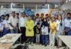 पारंपरिक मृतिका कला से जुड़ रहे बच्चे