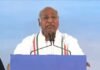 आम लोग महंगाई से त्रस्त है जबकि भाजपा नेताओं की खरीद-फरोख्त में जुटी है: खरगे
