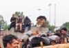 किसानों का दिल्ली कूच… 15 किमी जाम, शंभू बॉर्डर सील; बहादुरगढ़ में रोंकी बसें