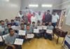 भजन प्रस्तुति संग बच्चों को मिला प्रमाण पत्र
