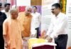यूपी में 30 लाख लोगों की आजीविका का साधन बना हथकरघा-पावरलूम: सीएम योगी